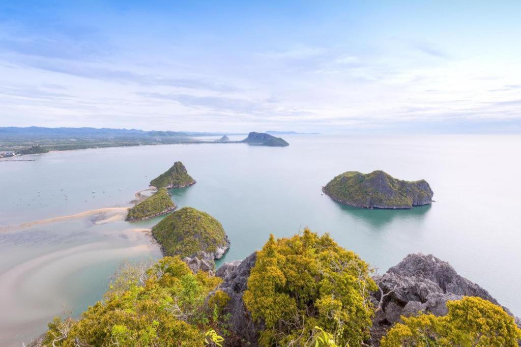Prachuap Grand Hotel Pracsuap Khirikhan Kültér fotó